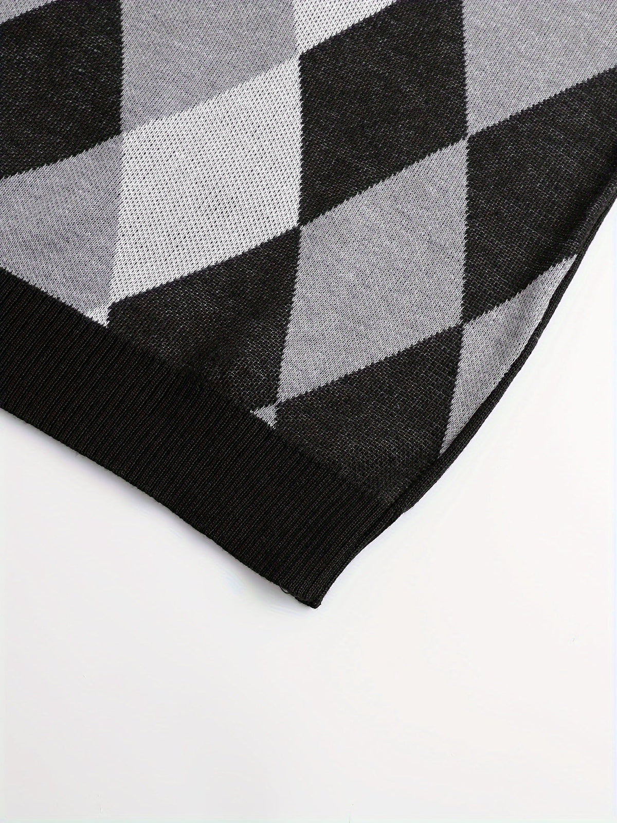 Lightweight Puffer Vest for Men | V Neck Warm Winter Layer