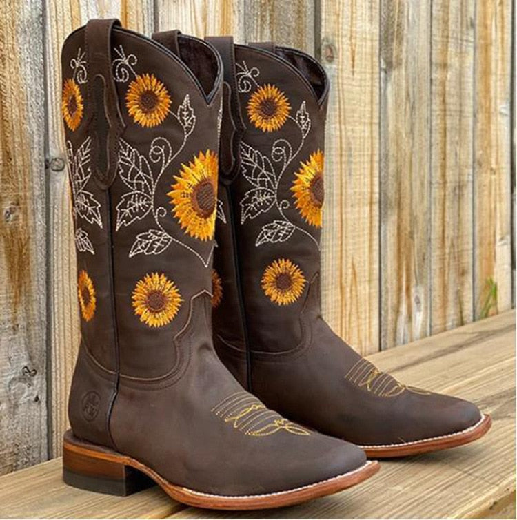 Pointed Toe Knee High Boots for Women | Block Heel Fall & Winter 2026