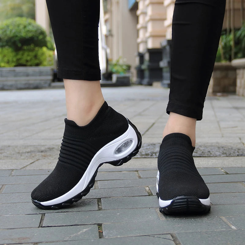Orthopedic Breathable Fly Weaving Nursing Walking Sneakers