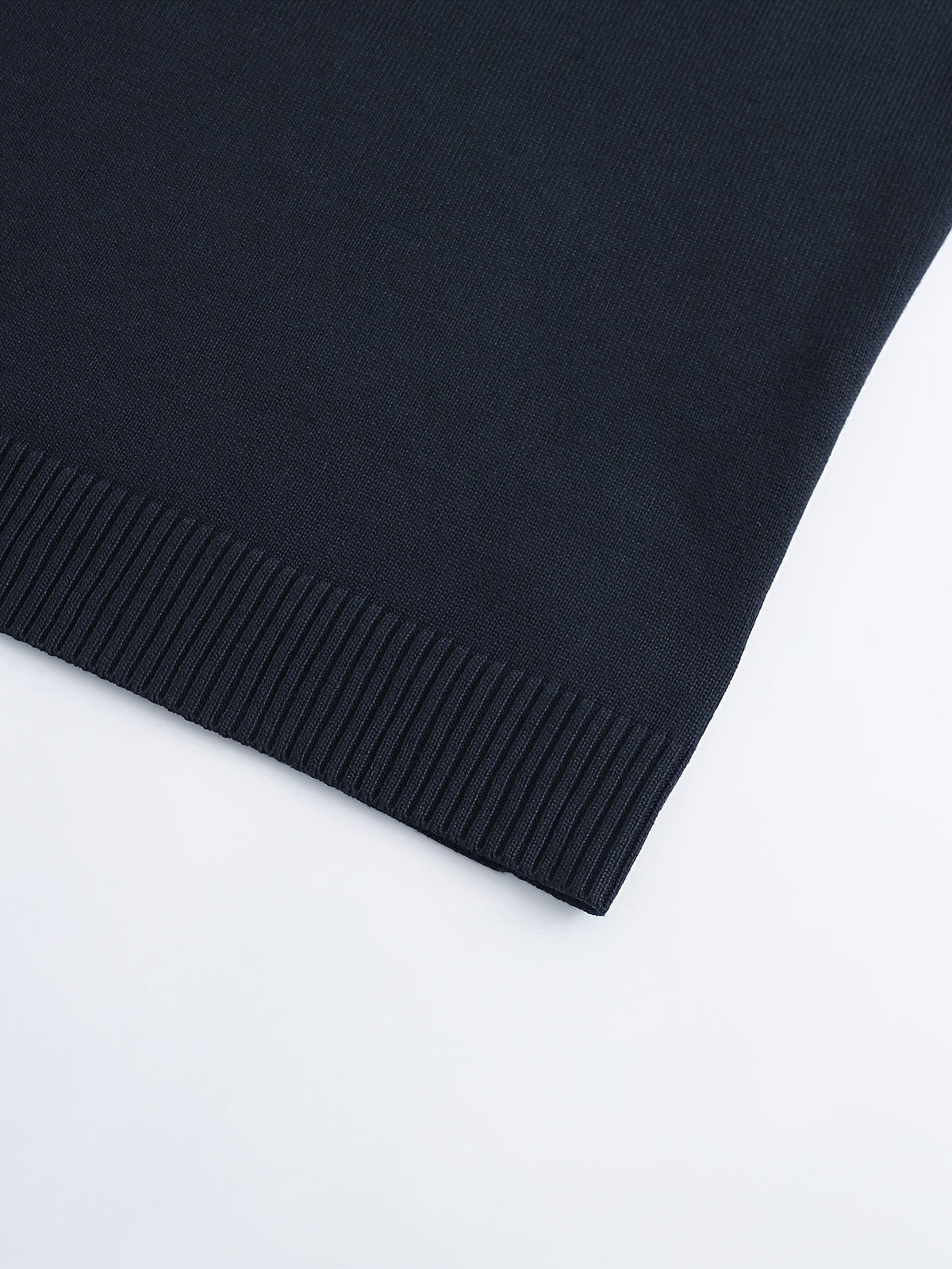 Lightweight Puffer Vest for Men | V Neck Warm Winter Layer