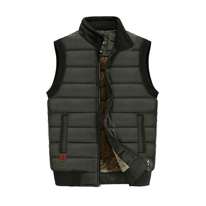Lightweight Quilted Jacket for Men | Funnel Neck Autumn Layering